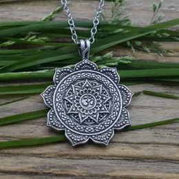 12stnor Norse Viking Lotus Mandala om halsband amulet smycken buddhism1279w
