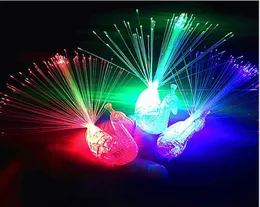 Decoração de Halloween LED luz laser luminosa anel de dedo Colofrul pavão lâmpada de luz LED brinquedo mais fino para crianças brinquedo flash novidade2869867