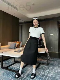 Two Piece Dress designer new suit style Summer color contrast T-shirt + skirt set classic triangle label decoration fashion generous OXZS