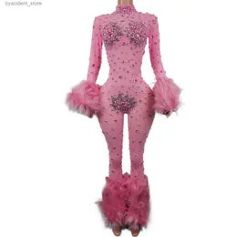 Городские сексуальные платья Блестящий розовый сетчатый прозрачный комбинезон Сексуальный волосатый дизайн Наряд на день рождения Певица-танцовщица Выступление Come Stage Wear Guibin L240309