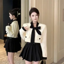 Suits 2023 New Women's Short Suit Jacket Spring and Autumn Slim Look High Waist Skirt Suit Top Black Short Skirt Casual Twopiece Set