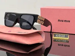 mui mui Sonnenbrille SMU10WS gleiche Sonnenbrille Klassische Mui -Designerin gleiche Frauenbrille mit Box