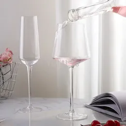 Şarap Gözlükleri 450-650ml Hafif Lüks Bordo Kırmızı (Tatlı) Kupa El Yapımı Kare Goblet Moda Festivali Ziyafet Aile İçecek Tarzı Hediyesi