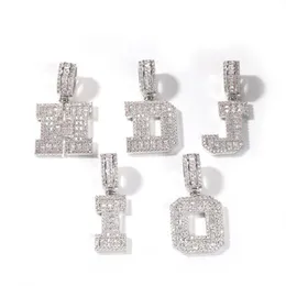 A-Z Enkel solida bokstäver Big Zircon Baguette Pendant Hip Hop Gold Color Halsbandsmycken257i