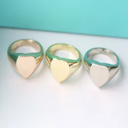 2022 qualidade superior extravagante simples coração amor anel de ouro prata rosa cores aço inoxidável casal anéis moda feminina designer je238z