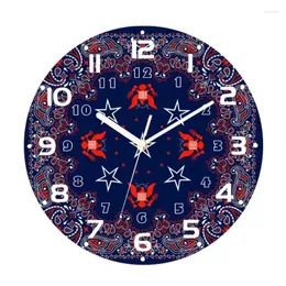 Väggklockor patriotisk röd blå örn och stjärnor paisley bandana mönster klocka för vardagsrum elegant kant utsmyckade klockkonstdekor