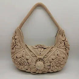 Bolsa feminina tecida à mão de lã crochê fofa caseira material faça você mesmo bolsa de ombro de lã casual total feminina 240301