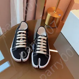 Womans Sneaker Women Trainer أحذية عارضة أحذية سيدة مدرب Run Loafer Maisons Vintage Men Designer Tennis Walk Fashion Runner Girl Outdoor حذاء في الهواء الطلق