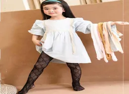 baby flickor brev leggings barn sommar tunt mesh andningsbara designer tights barn antimosquito stocking8296045