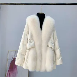 Winter Fox Grass Women, Short and Slimming Goose Down Inner Foder broderade med dubbar för värme, Real Fur Jacket 963709