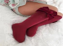 6 ألوان childrens girl princess velvet bow socks kid039s bow in tube socks cute baby baby stidler knee high wool sock 07y 4143031