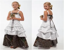 Camo Flower Girls Wedding Dresses Bateau Spaghetti Strap Laceup Back Floor Length with Three Tiers A Line Wedding Gowns Cheap Cus7624391