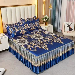 3-teiliges Set, moderne königsblaue Tagesdecke, cooler Bettrock, maschinenwaschbare Laken, Bett mit Gummiband für Queen-King-Size-Größe 240304