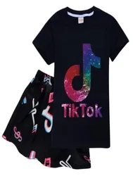 Tik Tok Büyük Erkek Kız Terz Kıyafetleri için Yeni Set Sonbahar Kış Tiktok Kid Hooded Baskı Sweatshirtdress2pc Sport Suit 12 Renkler6689576