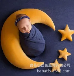 Stuuffed djur fysisk skyttepografi Baby Creative Toys Shooting Stu Children Pillow Props Moon Plush Doll2097606