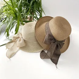 قبعات واسعة الحافة 2024 صيف قابلة للطي قبعة القش للنساء UV حماية أشعة الشمس مزاج القوس البسيط شاطئ أنيقة التنفس