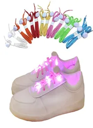 LED -blinkande upplysta skosnören Nylon Hip Hop Shoelaces Lighting Flash Light Up Sports Skating Led Shoe Laces Shoelaces Armleg 3483205