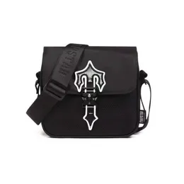 Luxo UK Tide marca Trapstar Messenger Bag Mulheres Mens Crossbody Totes Trapstars Bag Irongate Cobrat Designers Bolsas Embreagem Wa273J