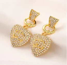 Stud Sier-Plated Brand Designer C Diamond Geometric Alphabet Earrings Halsband Fashion Women's Wedding Parties Love Gift Jewelry