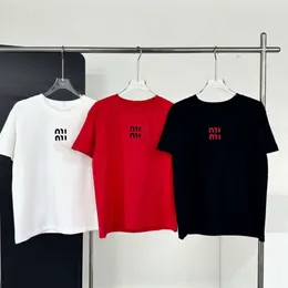 Kadın Tişört Tasarımcı Tshirts Kadın Moda Nakış Grafik Tee Suspicious Bulut Mektupları Kısa Kollu Gömlek