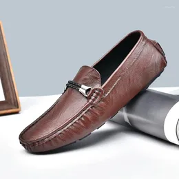 Sapatos casuais de couro genuíno dos homens mocassins elegantes mocassins confortáveis respirável tênis masculino conforto condução homem apartamentos