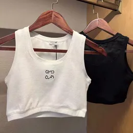 Tasarımcı Tank Top Kadın Knits Loewe Üst Göflek Seksi Omuz Kapalı Omuz Koşu Kolsuz Slim Göbek Açık Kıyafet Örtü Örgü Tanklar Mektup Nakış Logo Tank Top Hediye