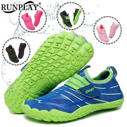 Children Quick-Dry Water Sports Shoes Boy Girl Breathable Aqua Shoes Swim Beach Sneakers Diving Barefoot Surfing Wading Shoes 240226