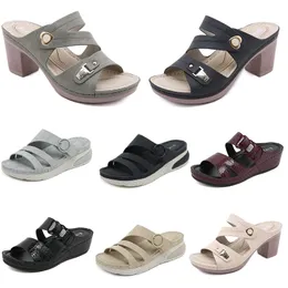 Sandały niskie 2024 buty damskie obcasy letnie obcasy rozrywki Mom Black White Red Green Duży rozmiar 36-42 O13 GAI 603