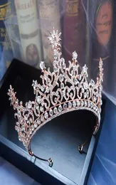 Luxuosas pérolas de cristal frisadas senhoras strass adornadas coroa de noiva Médio Oriente Bride039s Headpieces Quinceanera Head Tiaras1792041