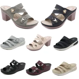 2024 Schuhe niedrige Sandalen Frauen Sommer Heels Mesh Oberfläche Freizeit Mutter Schwarz weiß rotes Grün groß Größe 36-42 O10 g 54