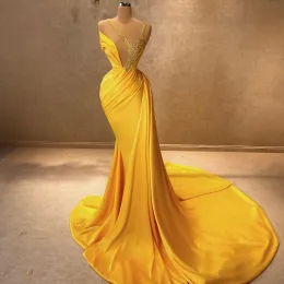 Goldene Meerjungfrau-Abschlussballkleider mit langer Schleppe, Perlen, V-Ausschnitt, Party-Abendkleider, formelles Damenkleid