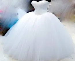 New Simple White Puffy Ball Gown Sweetheart Abiti Quinceanera Party Dress Abiti per occasioni speciali Sweet 16 Vestido Longo QC15019720749