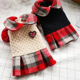 Dog Apparel College Style Puppy Cat Dresses For Yorkies Chihuahua Clothing Soft Plaid Pet Dogs Cats Pets Tutu kjolklänning2957