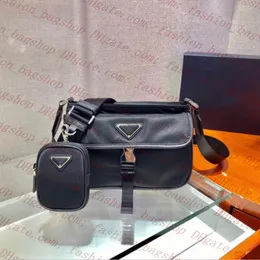 Borsa a tracolla firmata da uomo Borsa a tracolla 2 in 1 in nylon nero borsa a tracolla uomo impermeabile Borsa a tracolla da donna modello triangolo Borsa postino con patta con portamonete