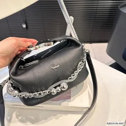 Makeup Bag Lunch Box Bag Designer Women Shoulder Bags 18cm leather solid color Silver Hardware Metal Buckle Luxury Tote Large Silver ball matelasse chain crossbody