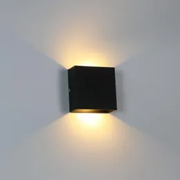 Lampa ścienna IP65 Wodoodporne aluminium zewnętrzne 6 W 10W światła powierzchniowa Montowana kostka LED Dekoracja pomieszczenia ogrodowego 2596