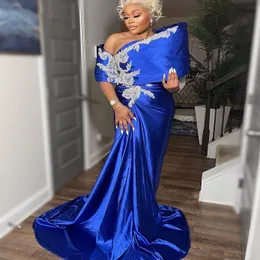 2024 ASO EBI Royal Blue Mermaid Prom Dress Lace Pärled Satin Evening Formal Party Second Reception 50th Birthday Engagement Gowns Dresses Robe de Soiree ZJ155