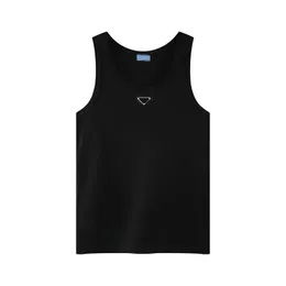 Mens T Shirt Designer Skjorta Män skjorta Summer ärmlösa kläder Leisure Time Shirts 100% Cotton Short Sleeve Chest Triangle Inlay Fashion Men's Clothing