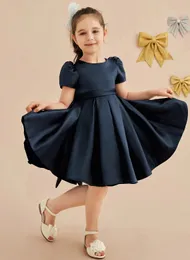 Атласные юбки выше колена с круглым вырезом, элегантные платья, вечерние платья на день рождения, платье с цветочным узором для детей 240306