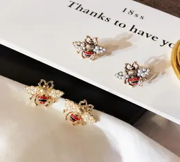 Vintage Bee Stud Earring Women Pearl Rhinestone Insect Bee Earring Gold Bronze Fashon Jewelry for Gift Party4725025