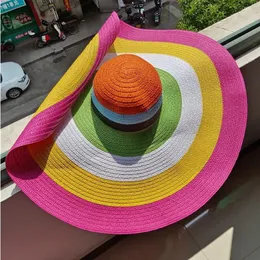 Cappelli a tesa larga Cappello da sole da spiaggia con ombrellone anti-ultravioletto a strisce arcobaleno con bordo in filo metallico può essere piegato arbitrariamenteWide2991