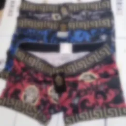 2024 Herren Designer Boxer Marken Unterhosen Sexy Klassische Herren Boxer Casual Shorts Unterwäsche Atmungsaktive Baumwolle Unterwäsche 3 Stück mit Box