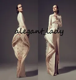 Champagne Stain Feather Evening Formal Dresses Vintage Ashi Studio långärmad ruffles High Slit Arabic Prom Dress Occase wear2409853