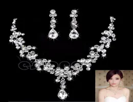 New Women Fashion Bridal Jewelry Rhinestone Crystal Drop Necklace Earring Plated Jewelry Set Ear Clip Needle Wedding Earrings Pend7159775