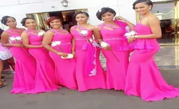 Africano um ombro fushia longo vestidos de dama de honra cetim frisado babados sereia dama de honra vestidos de festa feito sob encomenda casamento gue4480567