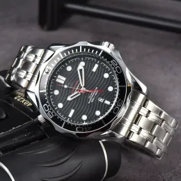 2024 Classic Watchens Wather Leather Strap Watch Emprosoile Diving Watch و Quartz Watch و Business و Disual Men's