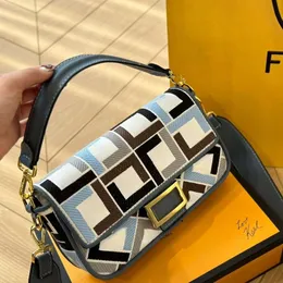 NOWOŚĆ F moda dla kobiet bagietka torby projektanckie torby crossbody torebki