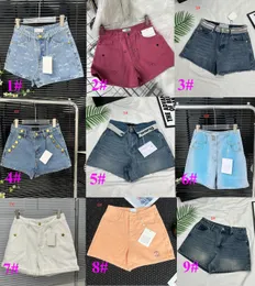 282731 Kvinnor Fashion Classic Trendy Luxury Designer Spring Summer Metal Button Allover Print Logo Jeans Denim Shorts C4