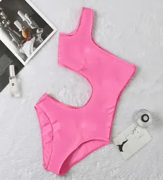 Hipster w przystępnej celach na ramię niedopałwa wyściełana najwyższej jakości kobiety039s OnePiece Swimsuits Outdoor Beach Luksusowy bandaż Des4742825