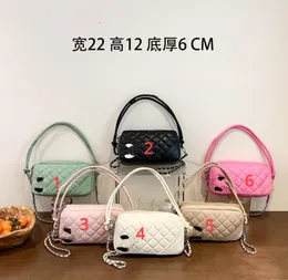 Early Spring Retro Bowling Bag Rhombus Portable Shoulder Bag Simple All-Match Chain Crossbody Bags